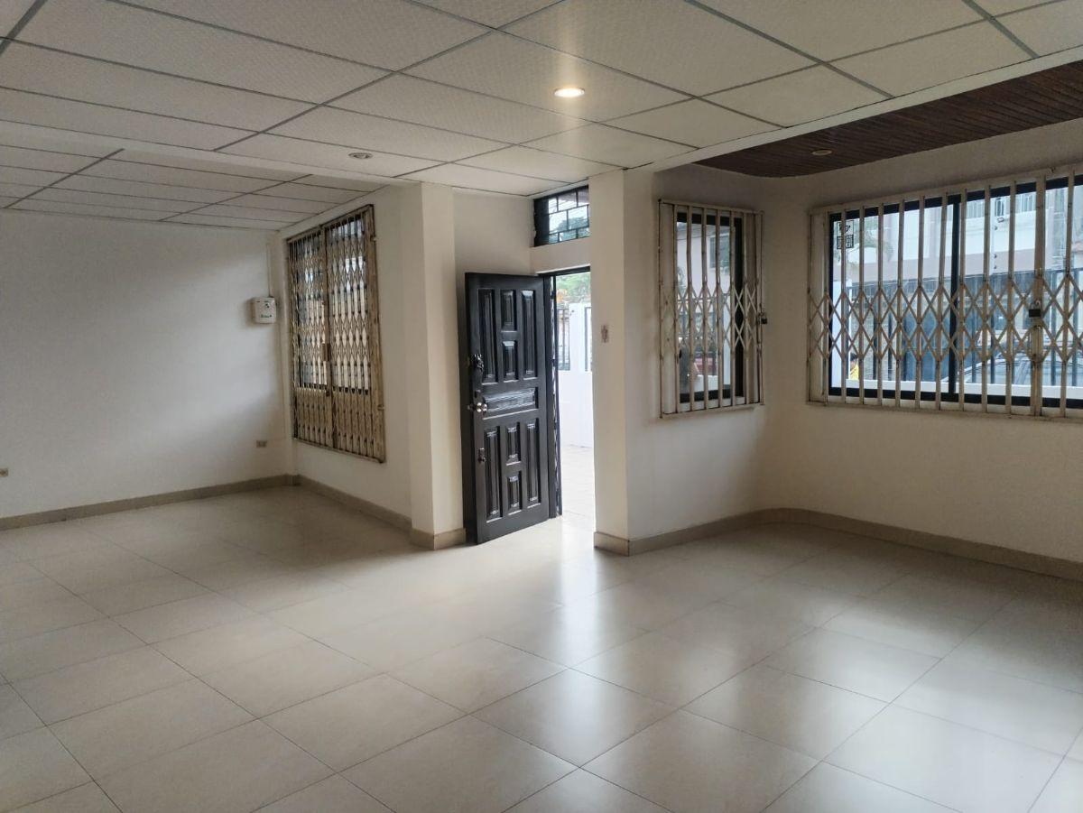 Casa en Venta, 1 Planta, Urdesa Central, Uso Residencial o Comercial, Guayas — imagen 5