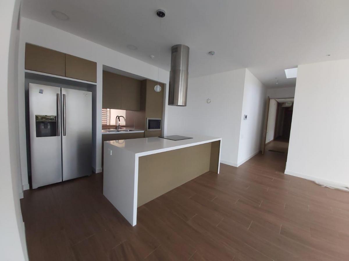 Vendo Duplex 174 m², 2 Dorm., Estudio, Terraza Privada, Cumbayá — imagen 10