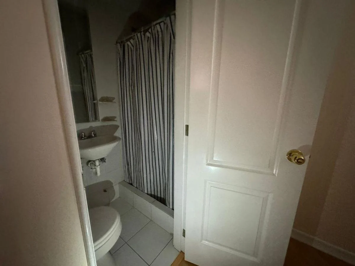 En Venta Apartamento de Tres Dorm. 85 m² - Gaspar Villarroel — imagen 2