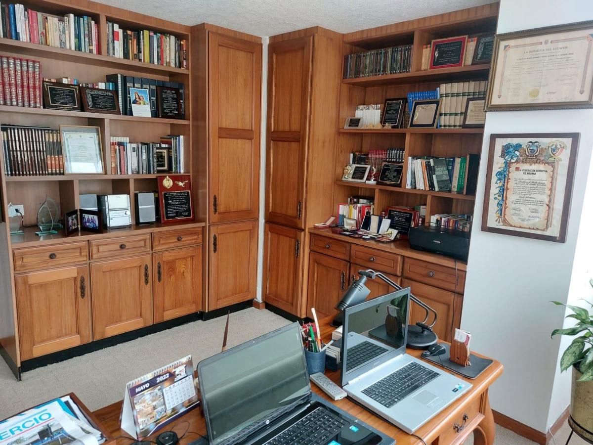 - Vendo - Departamento - Quito - Tenis - Parque - Azkúnaga - 341 m² - $240.000 — imagen 5