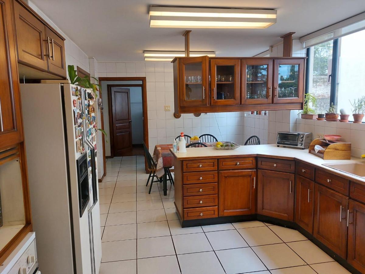 - Vendo - Departamento - Quito - Tenis - Parque - Azkúnaga - 341 m² - $240.000 — imagen 2