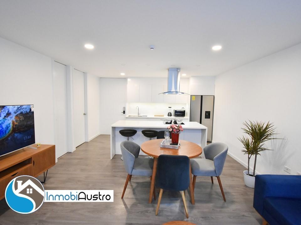 Av Primero de Mayo, Venta de Departamento Amoblado, Azuay — imagen 8
