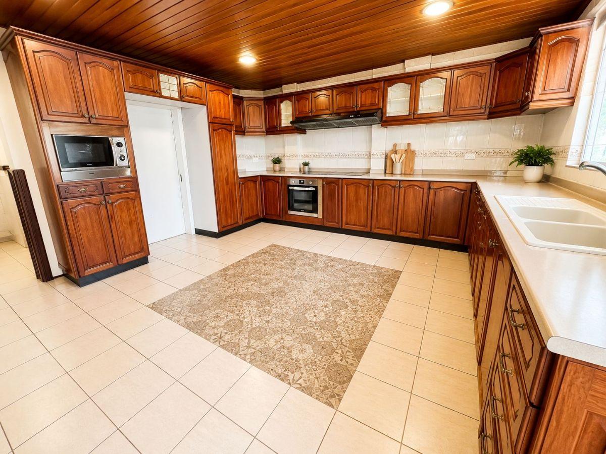 Casa de 720 m² con 3 Dorm. en Venta en Cumbayá — imagen 7