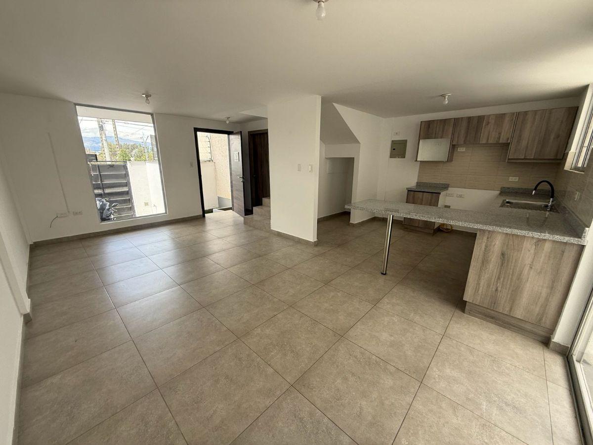 Venta Casa Tres Dorm. La Armenia Valle de Los Chillos — imagen 10