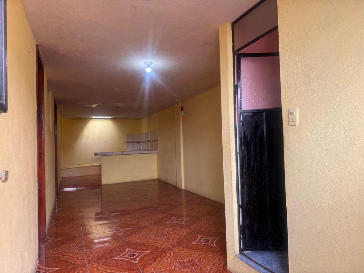 Oportunidad de Inversión! Casa Rentera en El Tránsito de Chillogallo — imagen 9