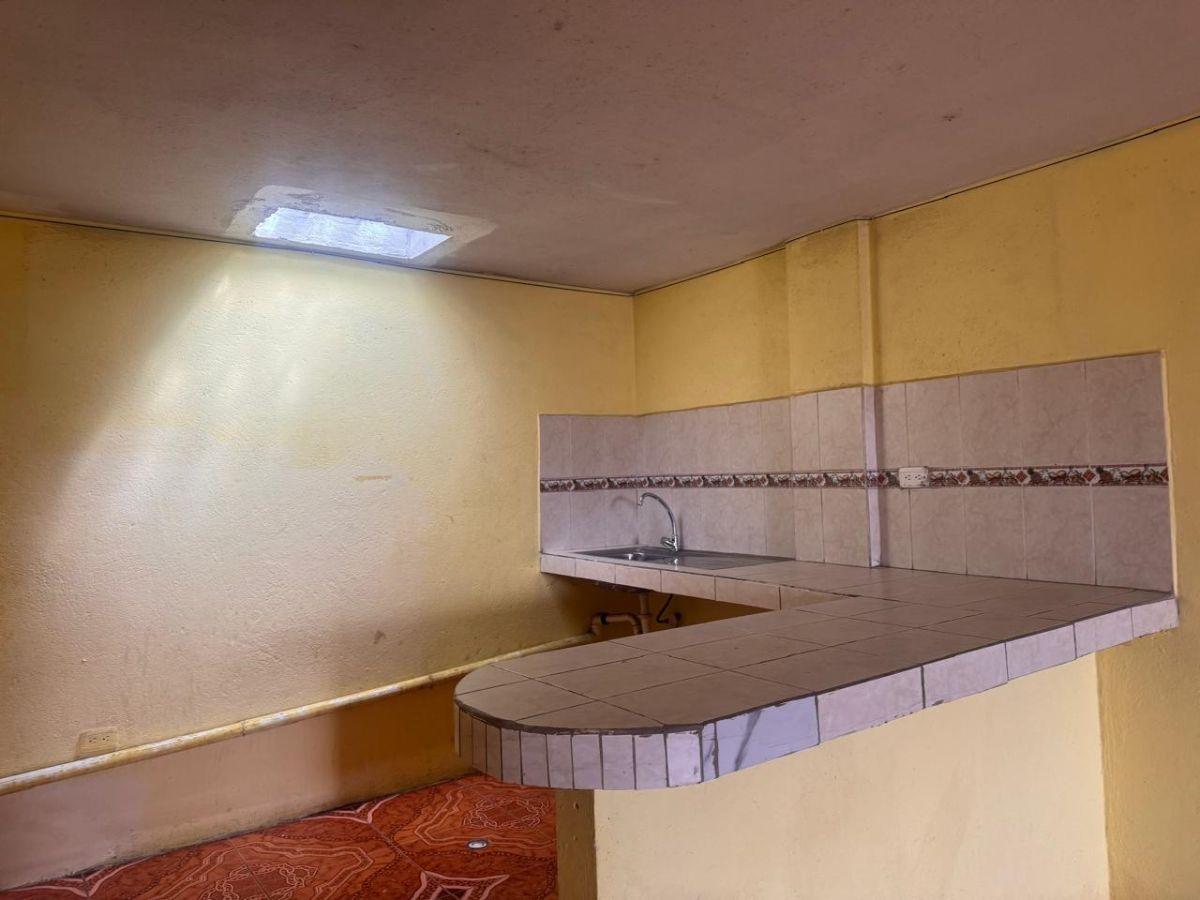 Oportunidad de Inversión! Casa Rentera en El Tránsito de Chillogallo — imagen 6