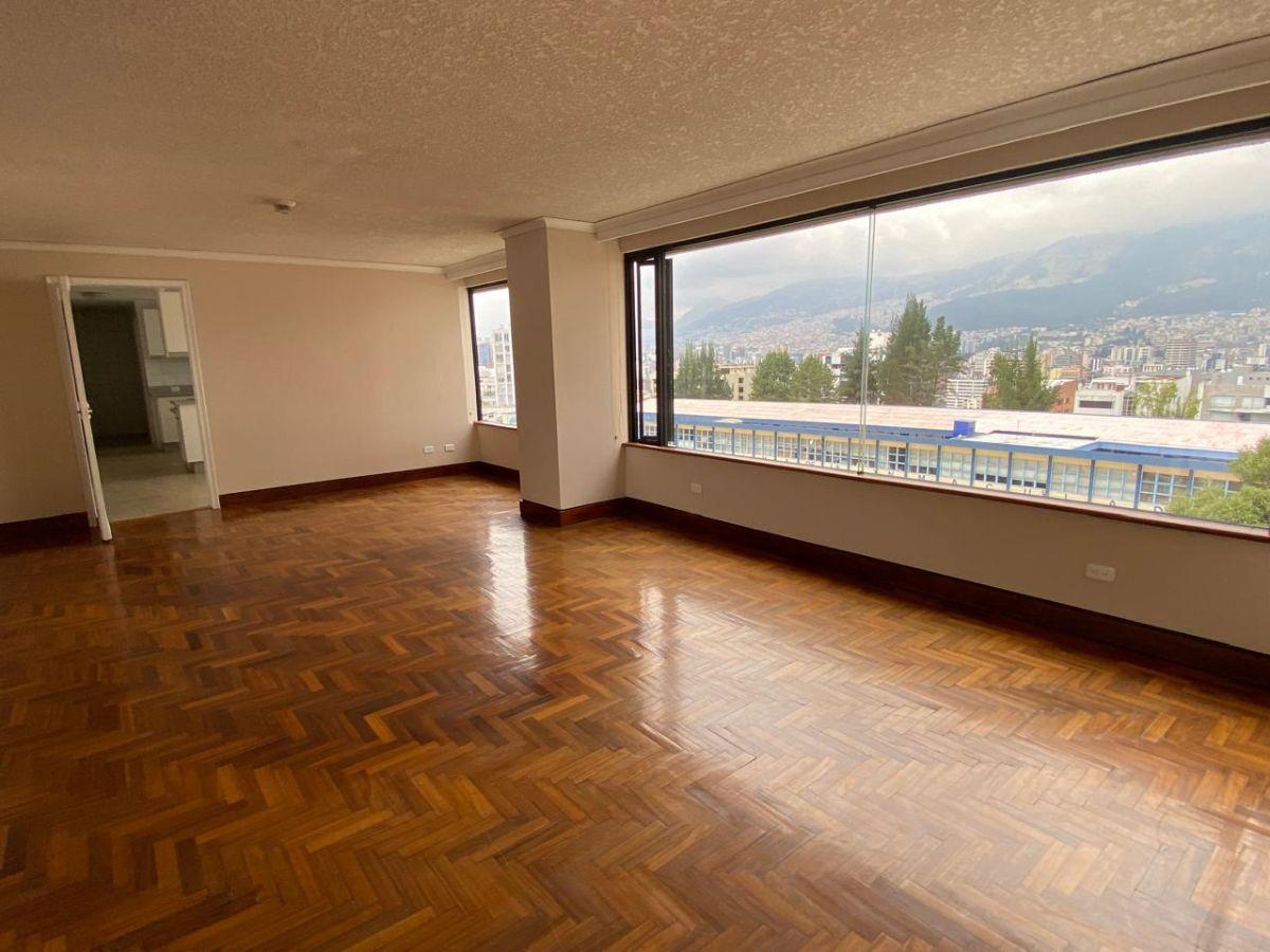 Vendo Departamento, Sector Gonzáles Suarez, 240 m, 300.000 Dólares — imagen 8