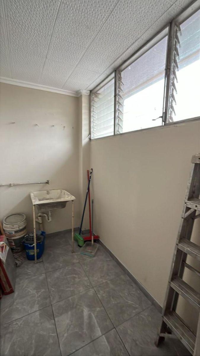 Departamento de 102 m² con 2 Dorm. en Venta en Urdesa Jhoa, Guayas — imagen 6