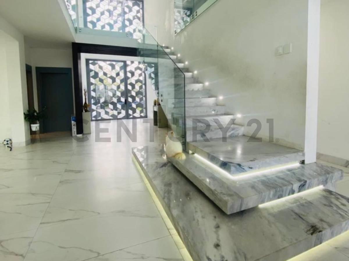 Venta Casa con Piscina en Isla Mocolí, Samborondón, Guayas — imagen 8