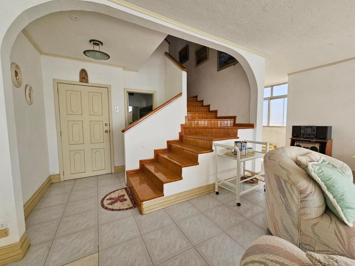 Vendo de Oportunidad Hermoso Penthouse de 2 Pisos en El Malecon de Salinas — imagen 2