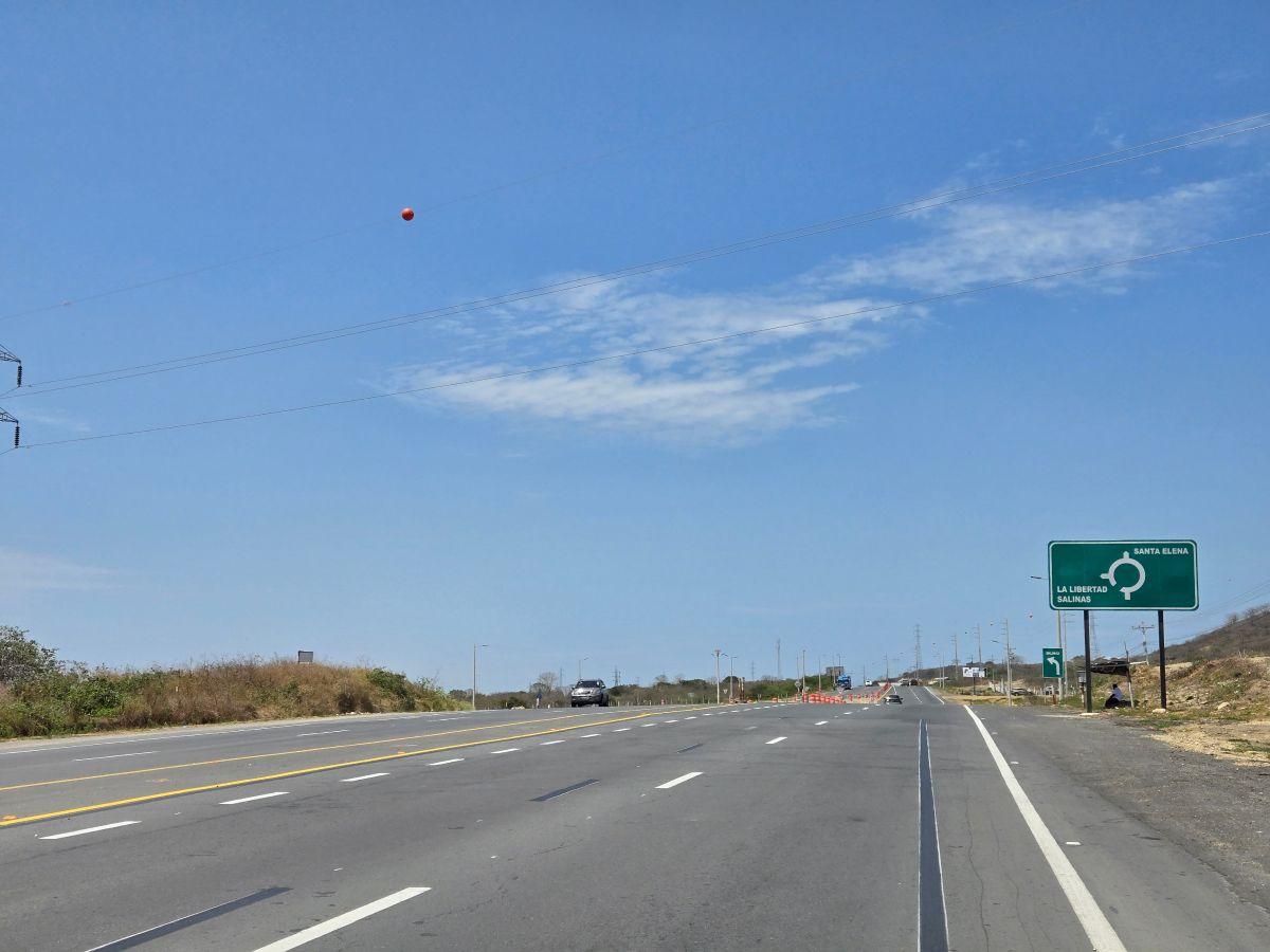 Terreno en Venta de 9.5 Hectáreas Al Pie de Carretera - Km. 5 Entrada a Santa Elena — imagen 2