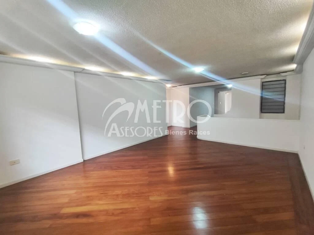 Dúplex en Venta 283 m² Dentro de La Urbanización El Condado — imagen 8