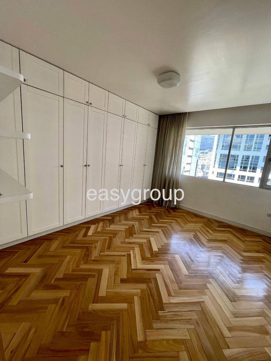 Departamento de 200 m² Penthouse Remodelado en Venta en González Suárez — imagen 4