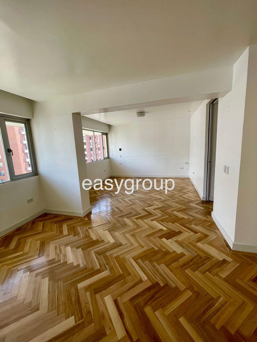 Departamento de 200 m² Penthouse Remodelado en Venta en González Suárez — imagen 3