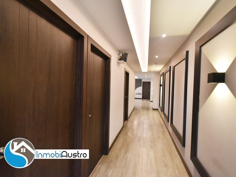 Av Ordoñez Lazo, Venta de Penthouse con Acabados de Lujo, Azuay — imagen 6