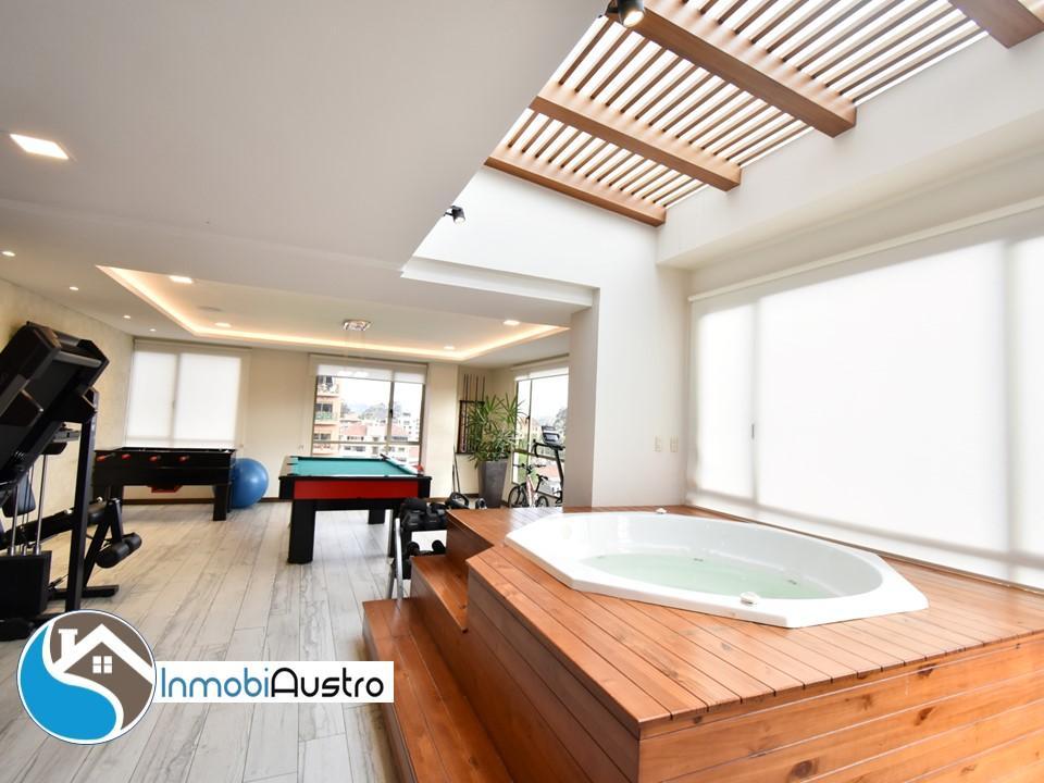 Av Ordoñez Lazo, Venta de Penthouse con Acabados de Lujo, Azuay — imagen 2