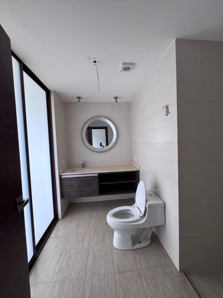 Vendo Departamento en La Mejor Zona de Cumbaya Dept 2 Dorm. 140 m Más 100 m de Patio — imagen 10