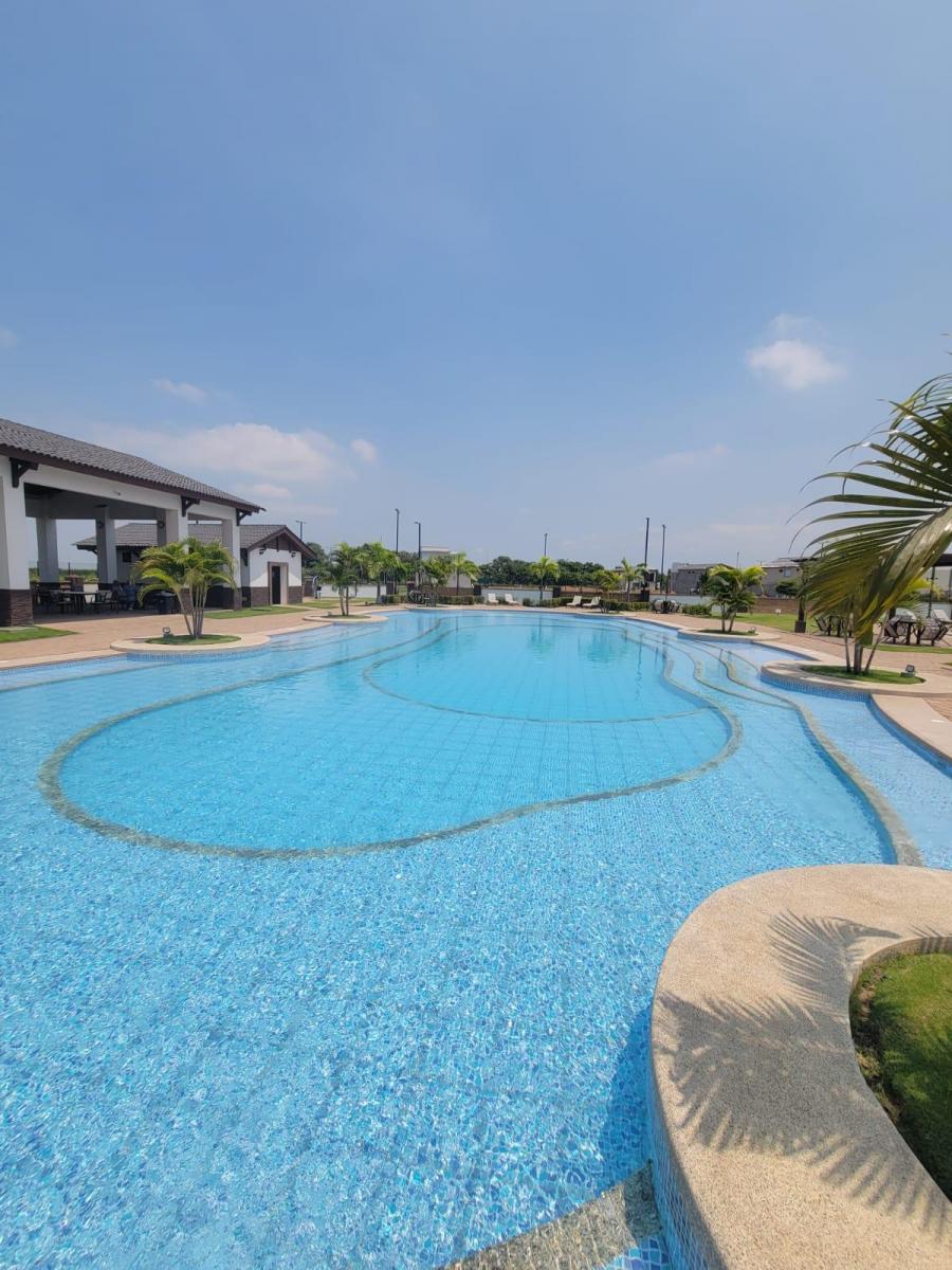 En Venta Exclusivo Terreno Esquinero con Vista Al Río en Isla Celeste Babor Samborondón | $390/m², Guayas — imagen 7