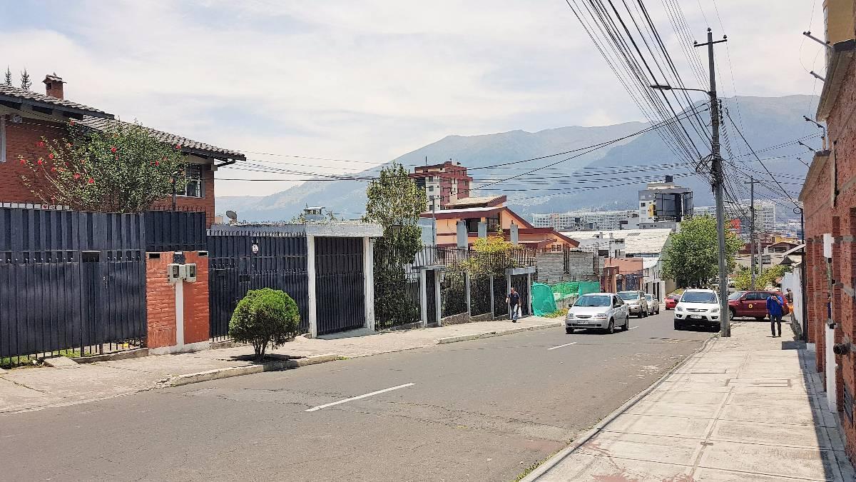 Venta Terreno Batán – 354 m², 4 Pisos, Uso Múltiple | Junto C. C. Olímpico — imagen 6