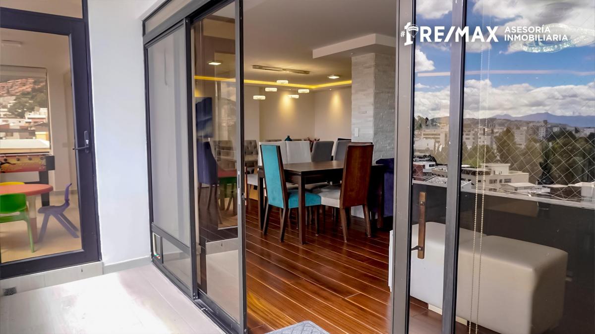 Amplio Departamento Remodelado con Hermosa Vista en Venta en Quito Tenis — imagen 9