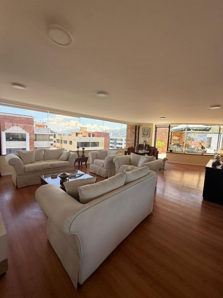 Vendo Departamento Penthouse Tres Dorm. - Sector Monteserrin de Oportunidad — imagen 4