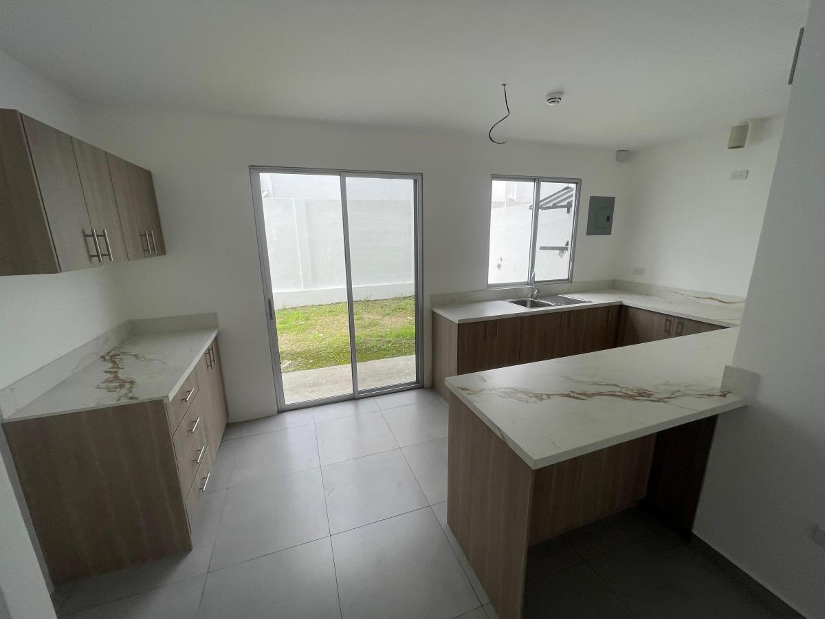 Vendo Precioso Dpto. Urb. Costa Garden, 3 Dorm. Planta Baja, de Estreno. Guayas — imagen 9