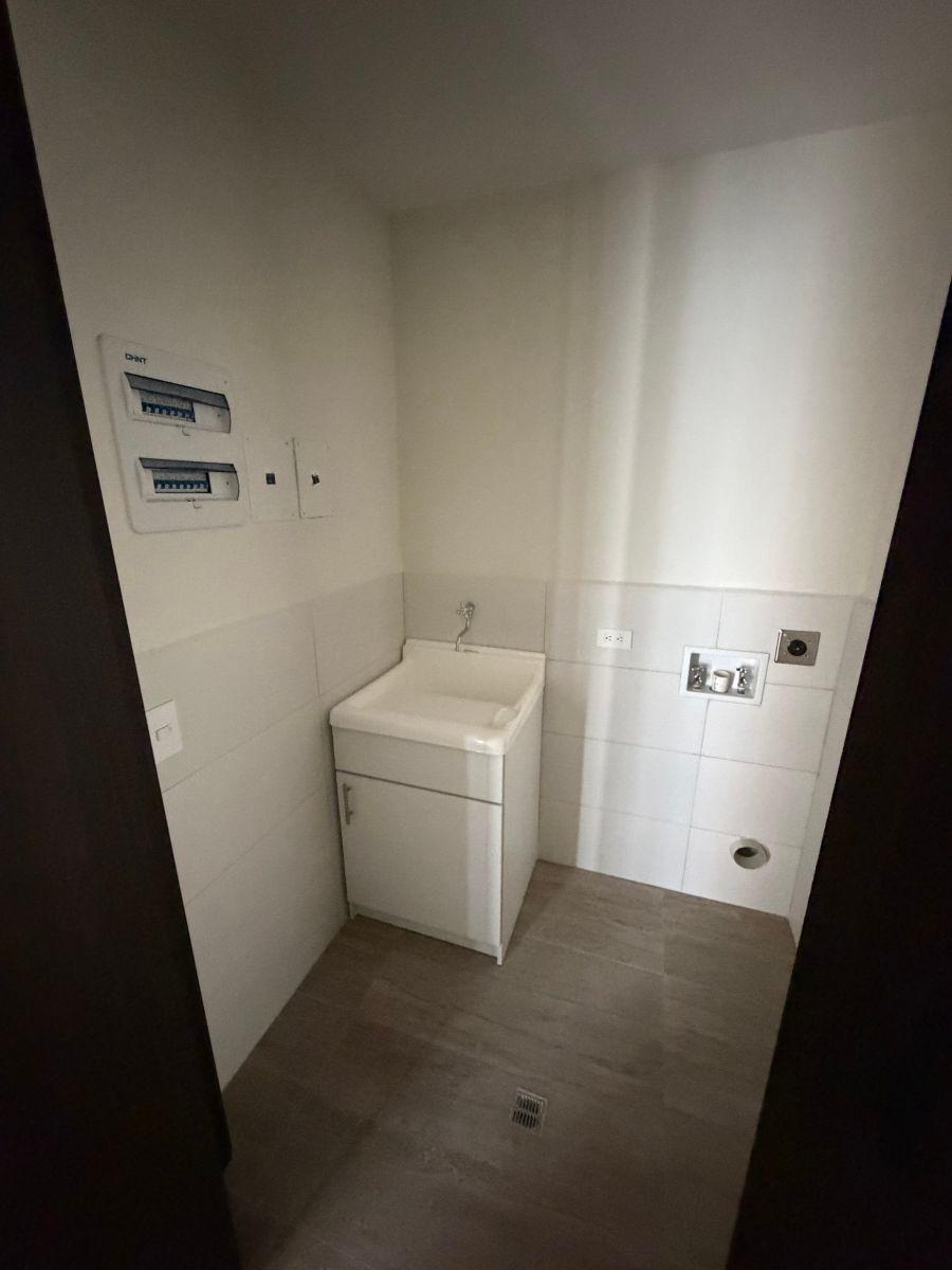Hermosos Departamentos de Venta de Dos Dorm. (González Suárez) — imagen 8