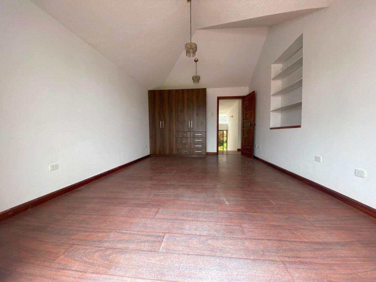 Exclusiva Residencia en Venta | Jardín del Este – Cumbayá — imagen 7