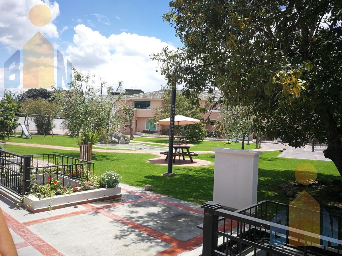 Vendo Casa Unica Oportunidad Como Nueva Cumbaya Scala Shopping Univ. San Francisco — imagen 7