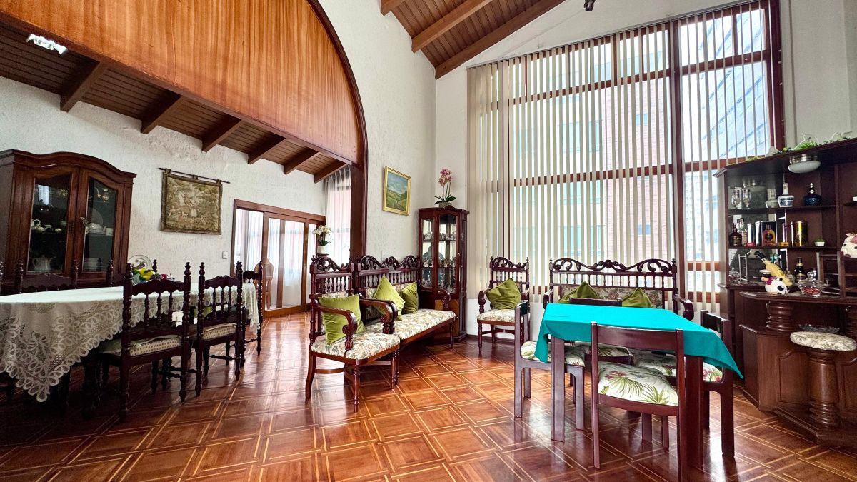 Casa en Venta Frente Al Colegio La Dolorosa — imagen 8