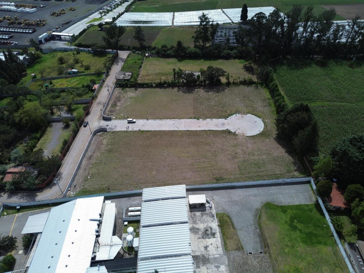 Lotes de 1000 m² de Venta en Puembo Sector Colegio Einstein — imagen 10