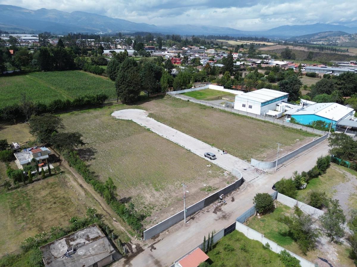 Lotes de 1000 m² de Venta en Puembo Sector Colegio Einstein — imagen 7