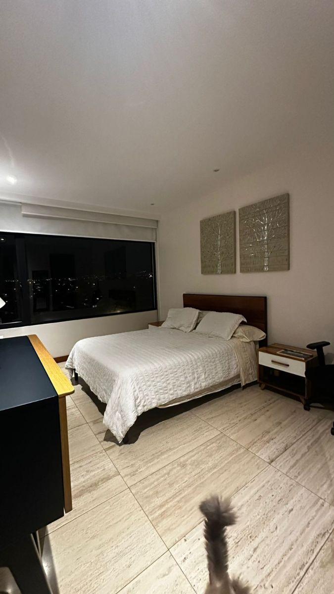 Se Vende Departamento en Cumbaya con Hermosa Vista — imagen 8