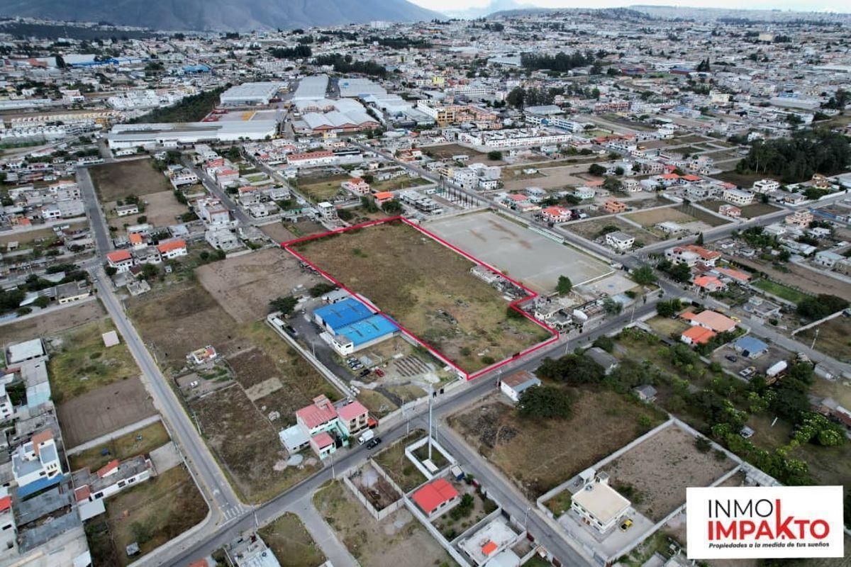Terreno Plano de 1 Hectaria en Venta Llano Grande — imagen 3