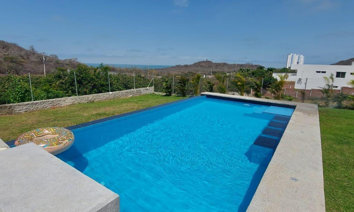Casa con Piscina en Venta, Playas Villamil, Guayas — imagen 2