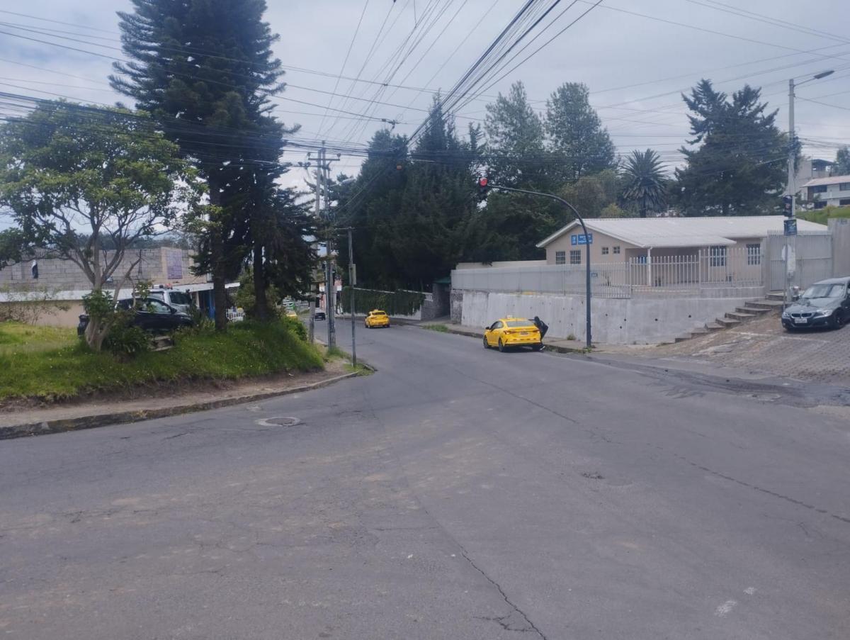 Terreno, Alangasi Av Ilalo y Av Gaspar de Villarroel 2920 m² — imagen 8