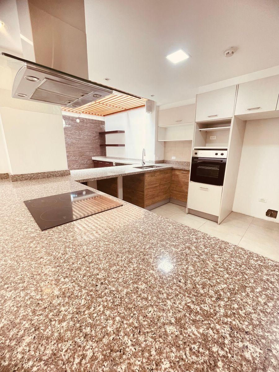 En Venta - Departamento Dúplex en La Floresta — imagen 2