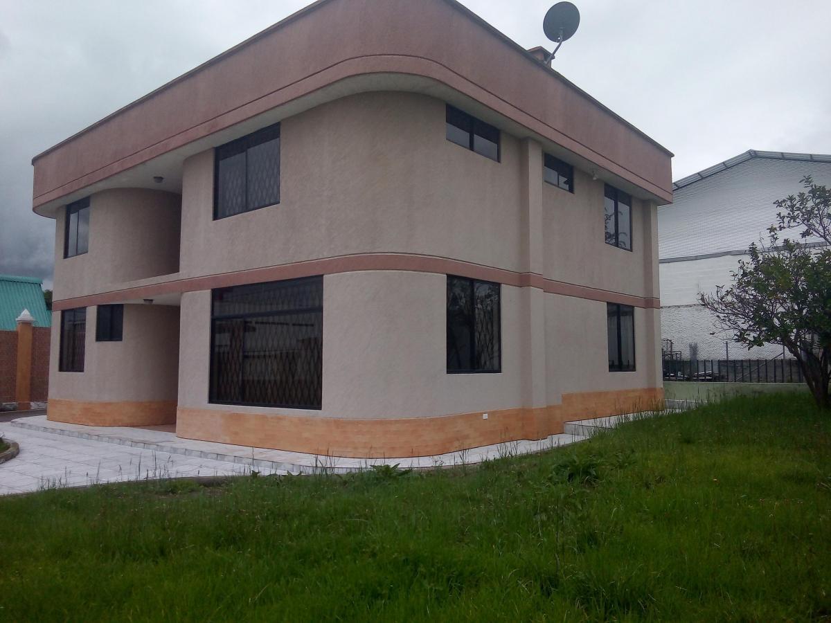 Casa en Venta, Amplia, 604 m de Terreno, Sector Calderón — imagen 9