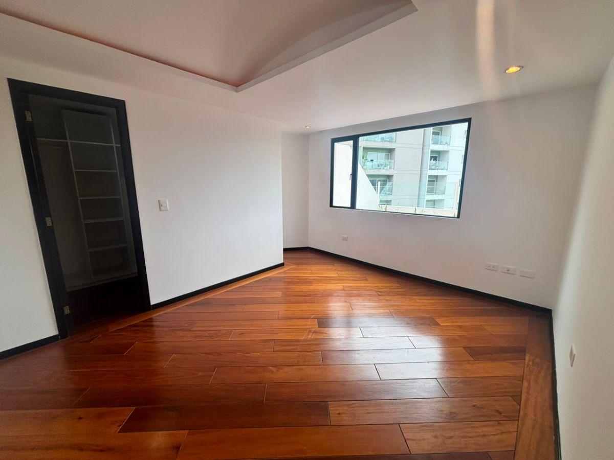 Venta Departamento Edificio Bosque Real — imagen 5