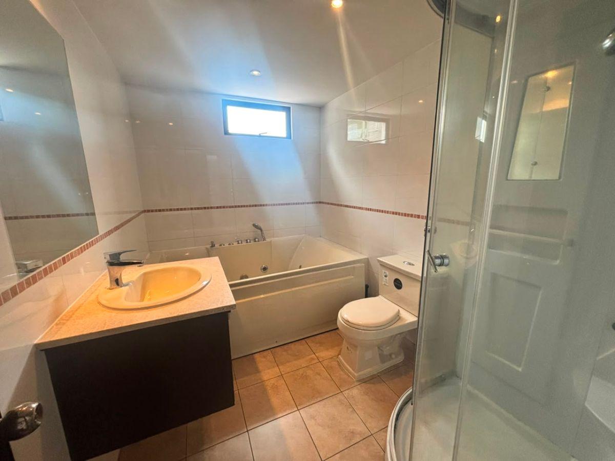 Venta Departamento Edificio Bosque Real — imagen 4