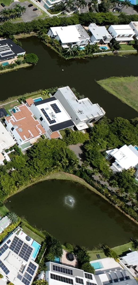 Blue Bay - Terreno Esquinero con Vista Al Lago en Venta - Isla Mocoli, Guayas — imagen 10