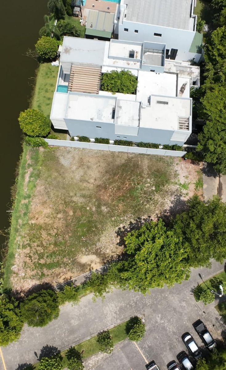 Blue Bay - Terreno Esquinero con Vista Al Lago en Venta - Isla Mocoli, Guayas — imagen 5