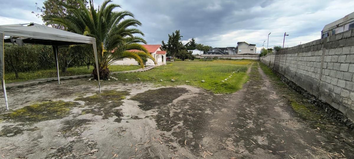 Terreno de 3.420 m en Mariana de Jesus — imagen 10