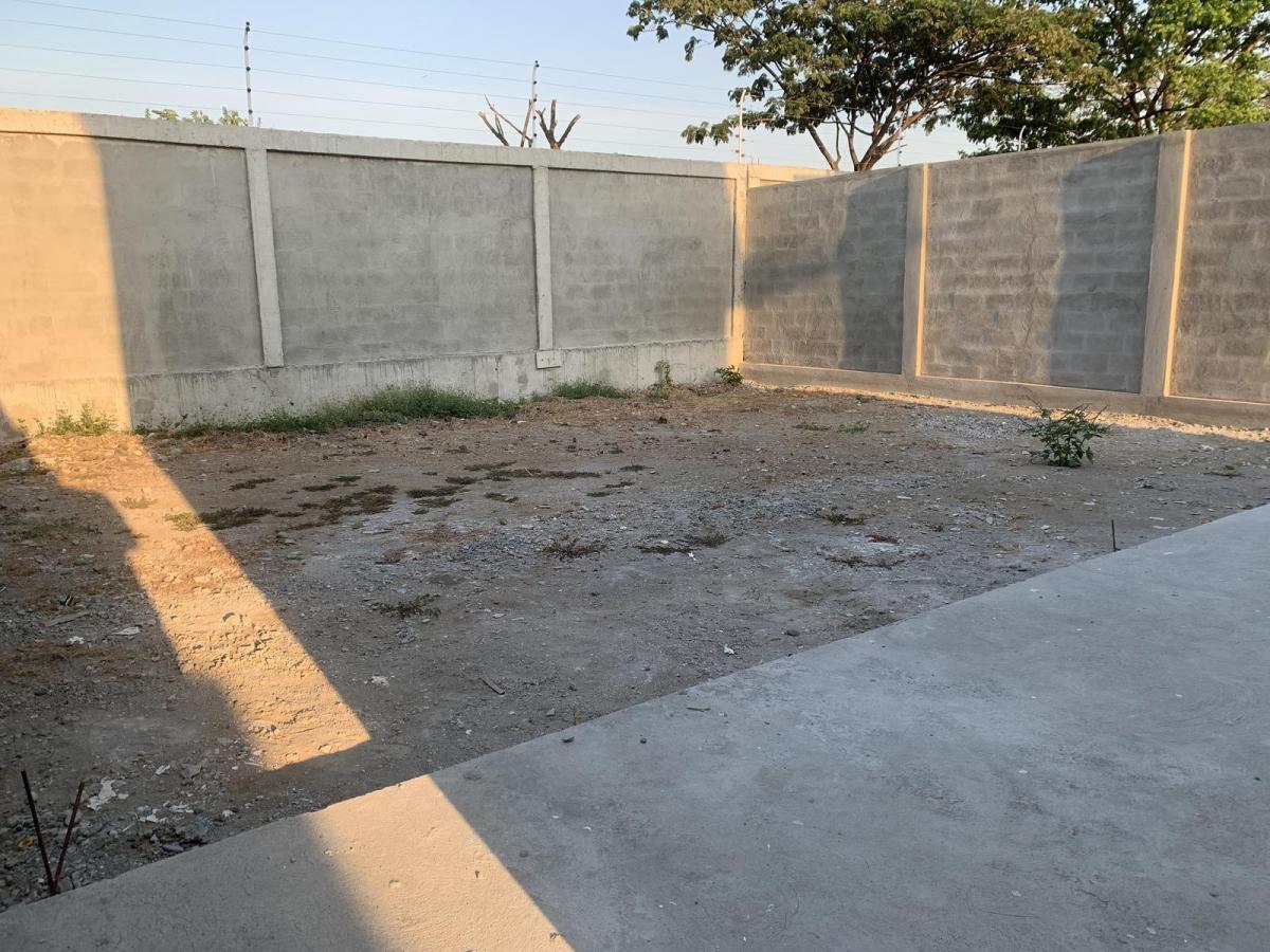 Casa en Venta en Urb. Porton del Rio de Estreno con 4 Habitaciones, Guayas — imagen 3