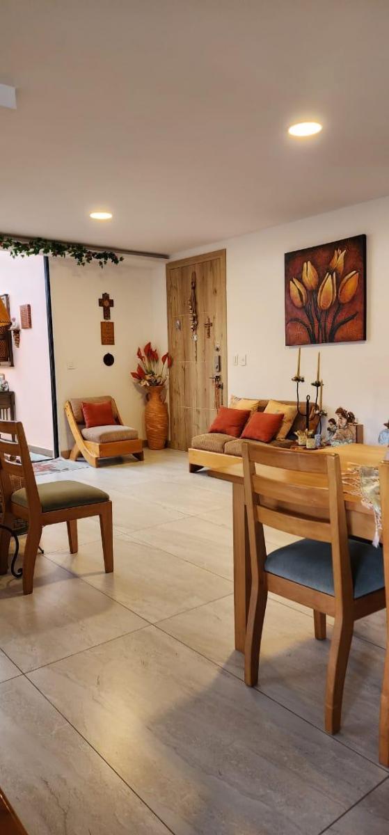 Vendo Casa Independiente Al Interior de un Edificio - La Primavera — imagen 7