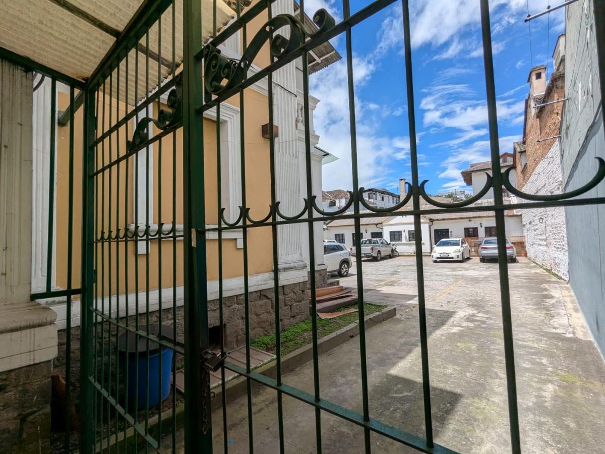 Casa Patrimonial de Venta en El Sector de La Mariscal y Amazonas — imagen 8