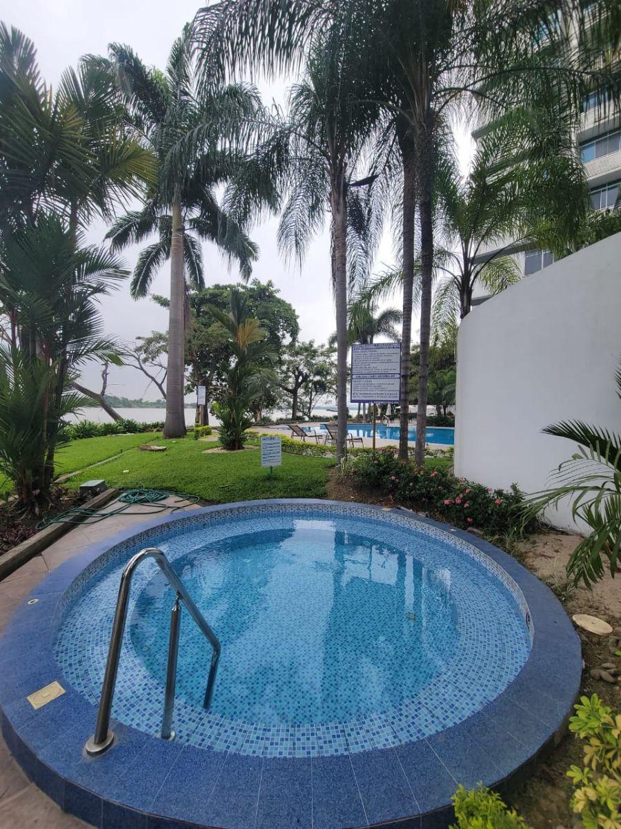 Vendo Moderno y Elegente Penthouse River Tower Samborondon, Guayas — imagen 7