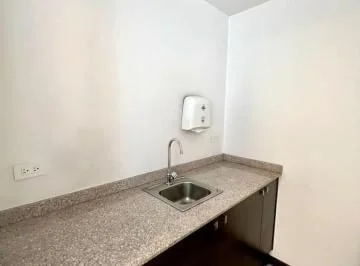 Mv - Sector La Carolina - Av de Los Shyris y Portugal en Venta y Renta Oficina 65,26 m² Más Balcón 8,6 — imagen 2