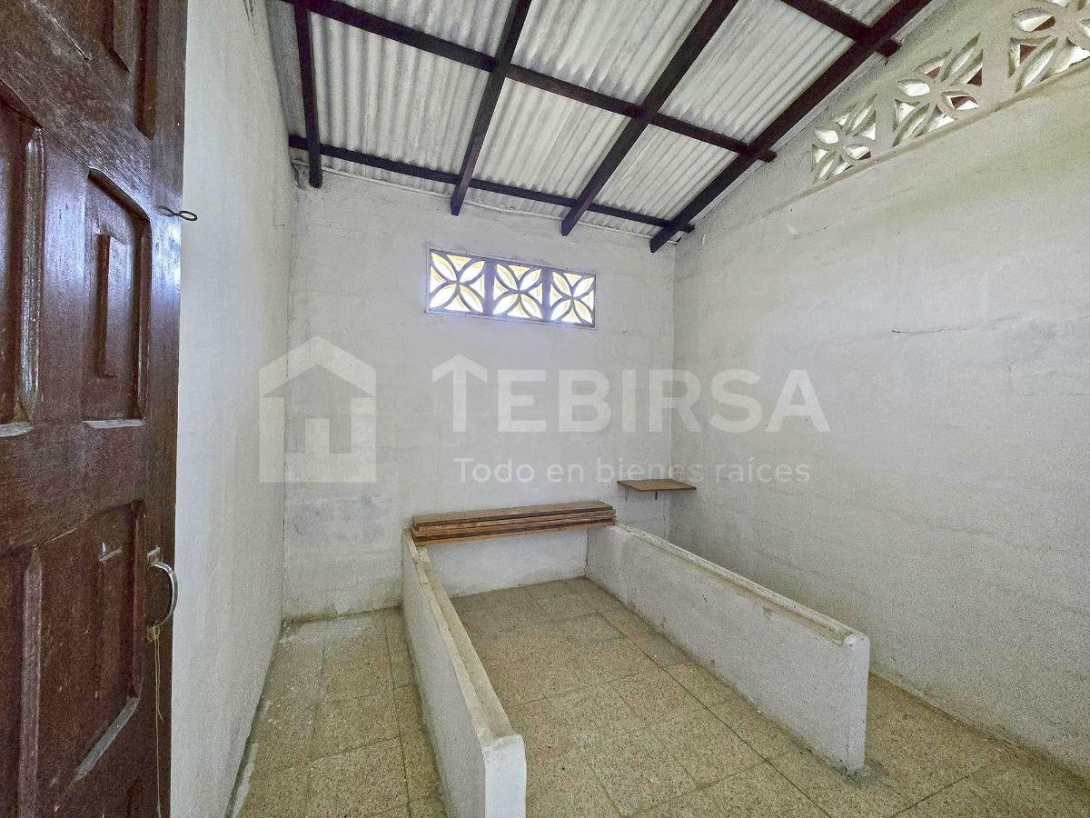 Casa en Venta 1 Planta, 3 Dorm., Amplio Terreno - Punta Blanca, Entrada 6, Ruta del Spondylus — imagen 6