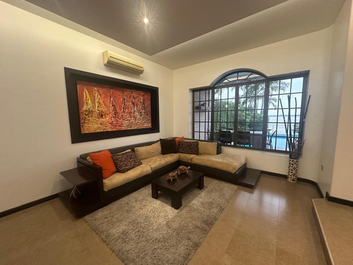 Venta Casa 5 Habitaciones, Piscina en Urb Aquamarina Vía Samborondón, Guayas — imagen 5